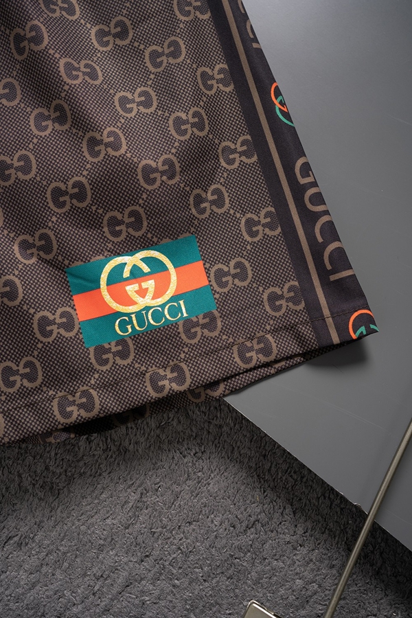 ブランドハーフパンツ全体デザイン